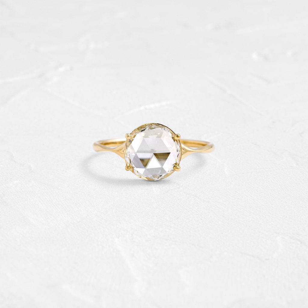 Solitaire-Oval Lab Grown Diamond Engagement Ring