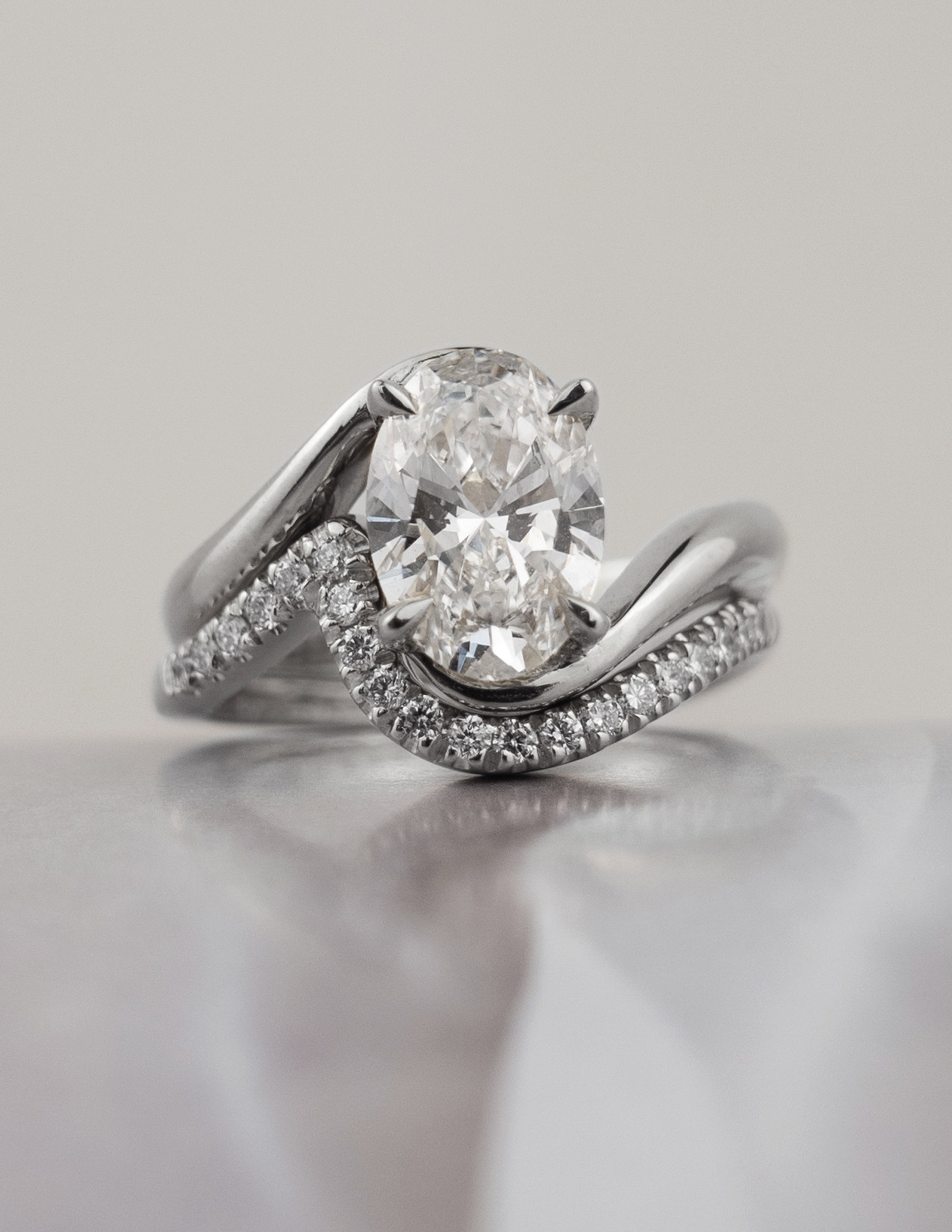 Solitaire Rapture & Pave Band- Oval Lab Grown Diamond Bridal Set