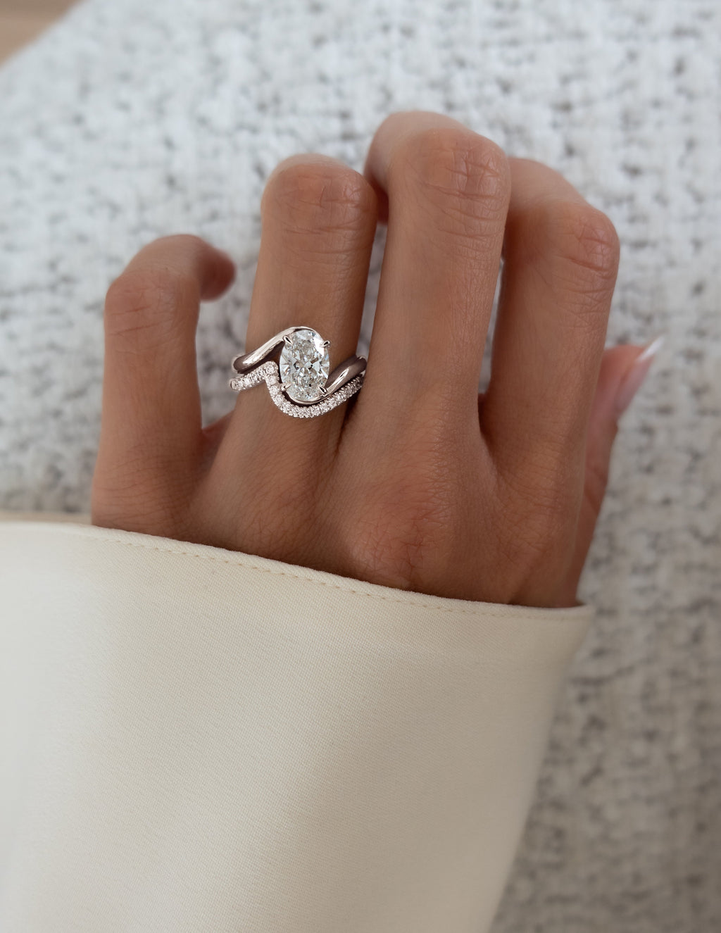 Solitaire Rapture & Pave Band- Oval Lab Grown Diamond Bridal Set