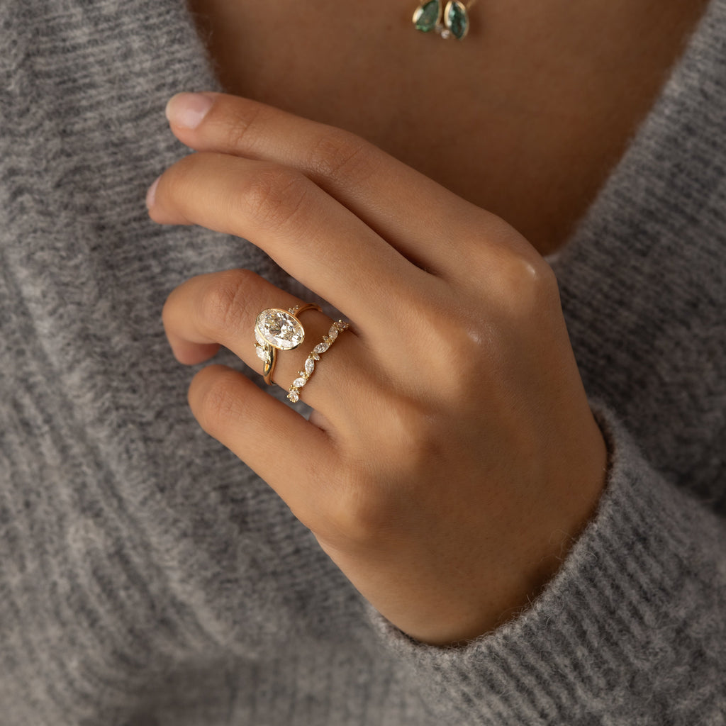 Solitaire-Oval Lab Grown Diamond Engagement Ring