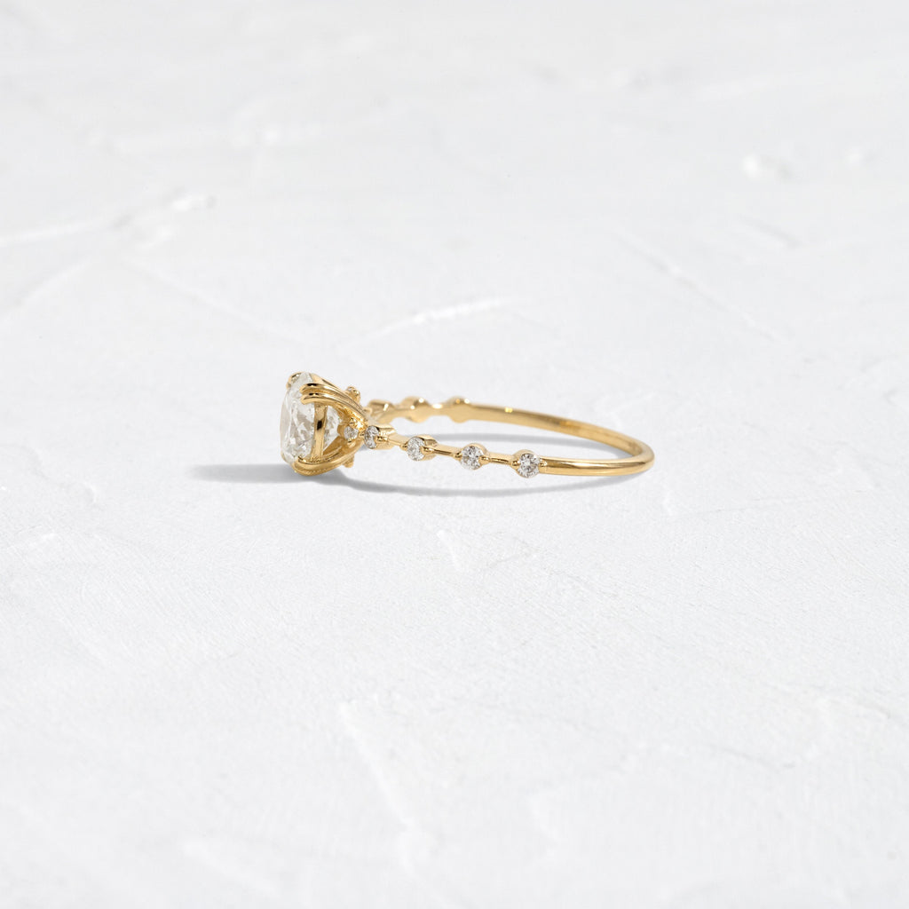 Solitaire-Oval Lab Grown Diamond Engagement Ring