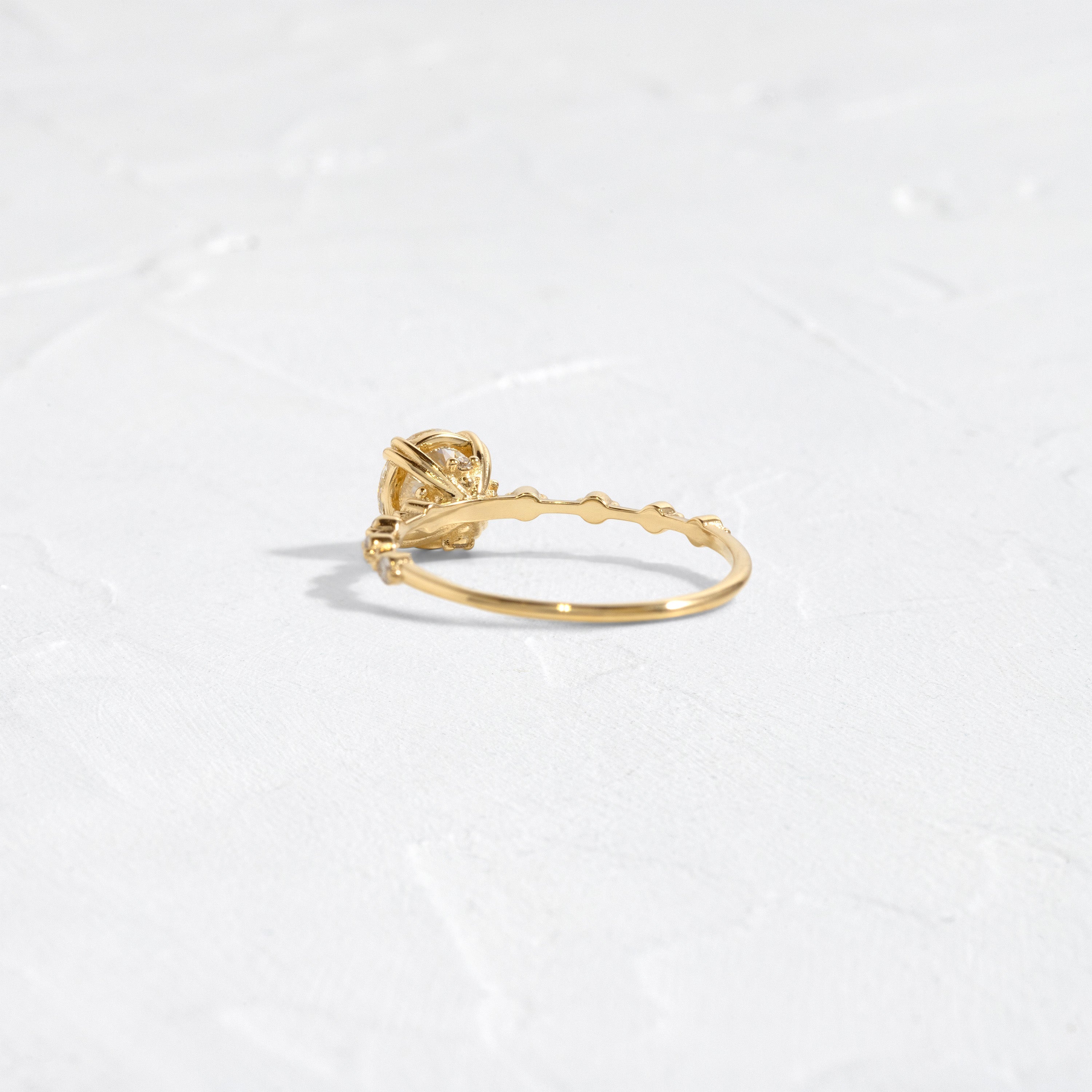 Solitaire-Oval Lab Grown Diamond Engagement Ring