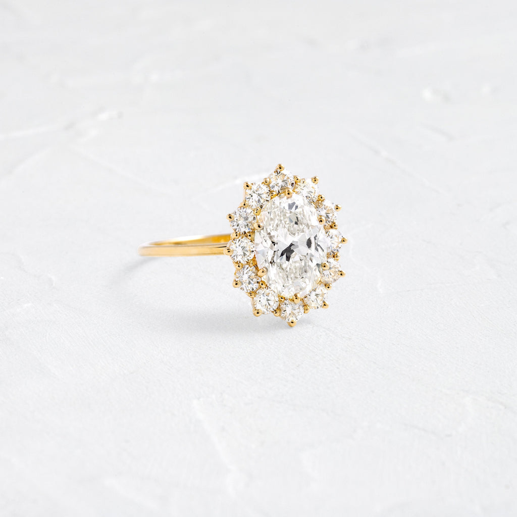 Solitaire-Oval Lab Grown Diamond Engagement Ring