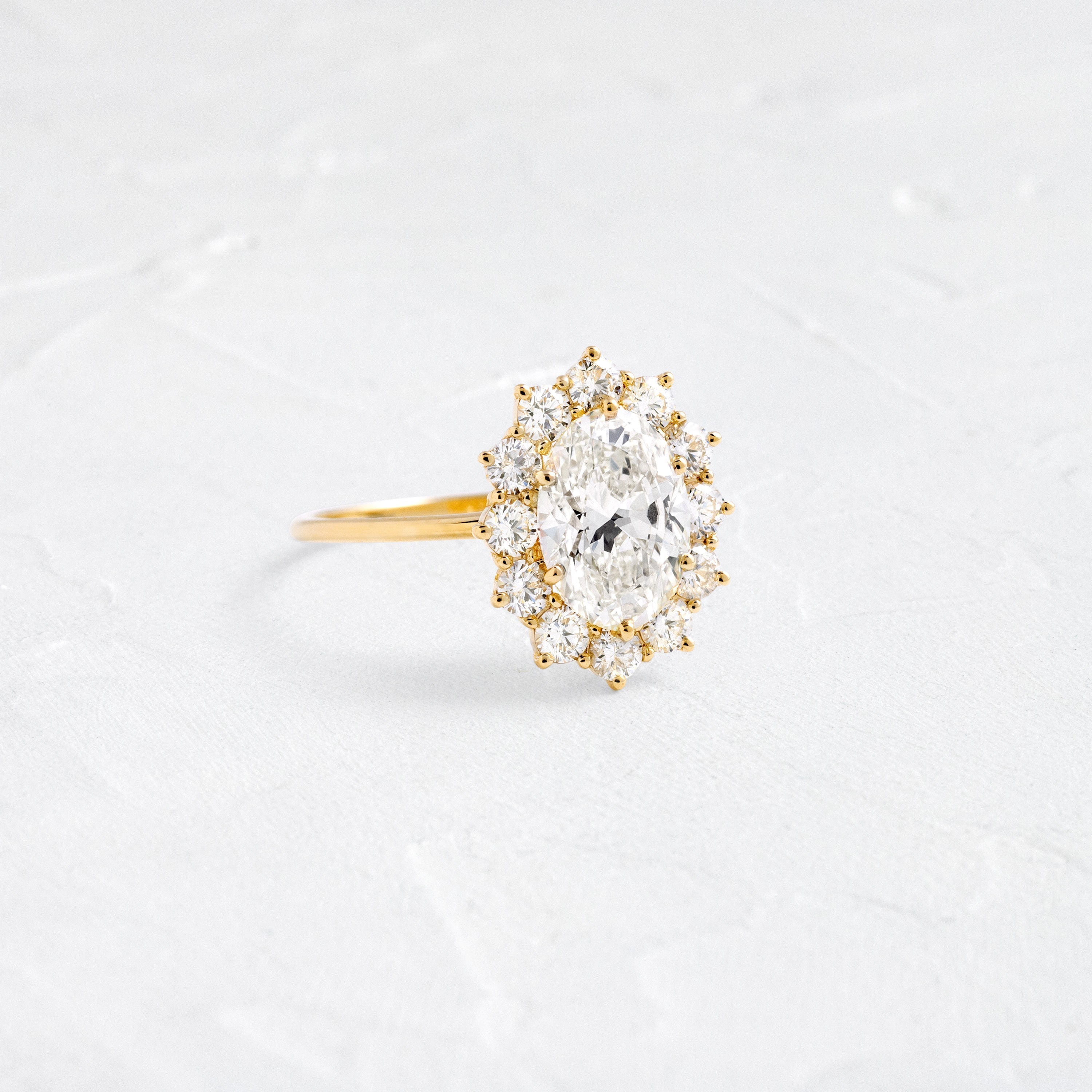 Solitaire-Oval Lab Grown Diamond Engagement Ring