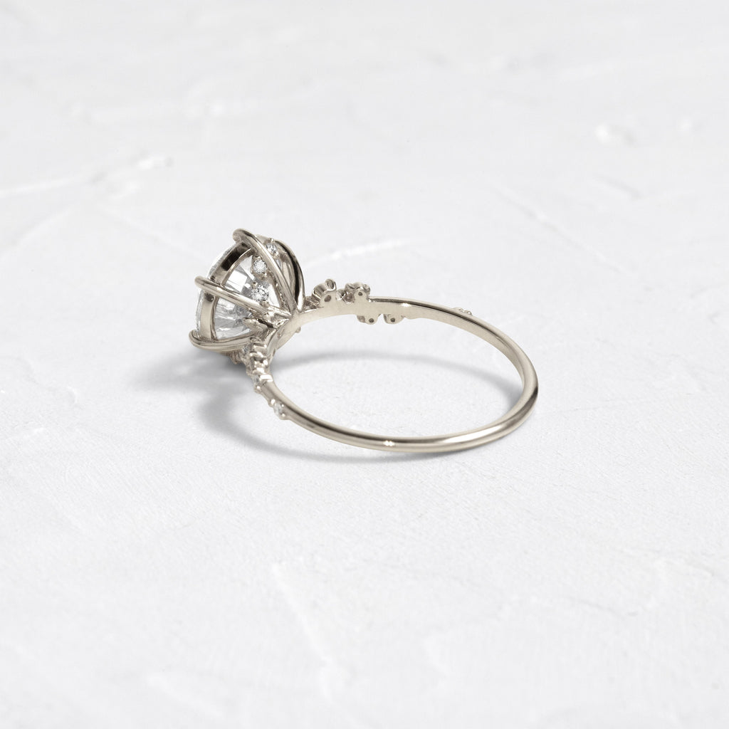 Solitaire-Oval Lab Grown Diamond Engagement Ring