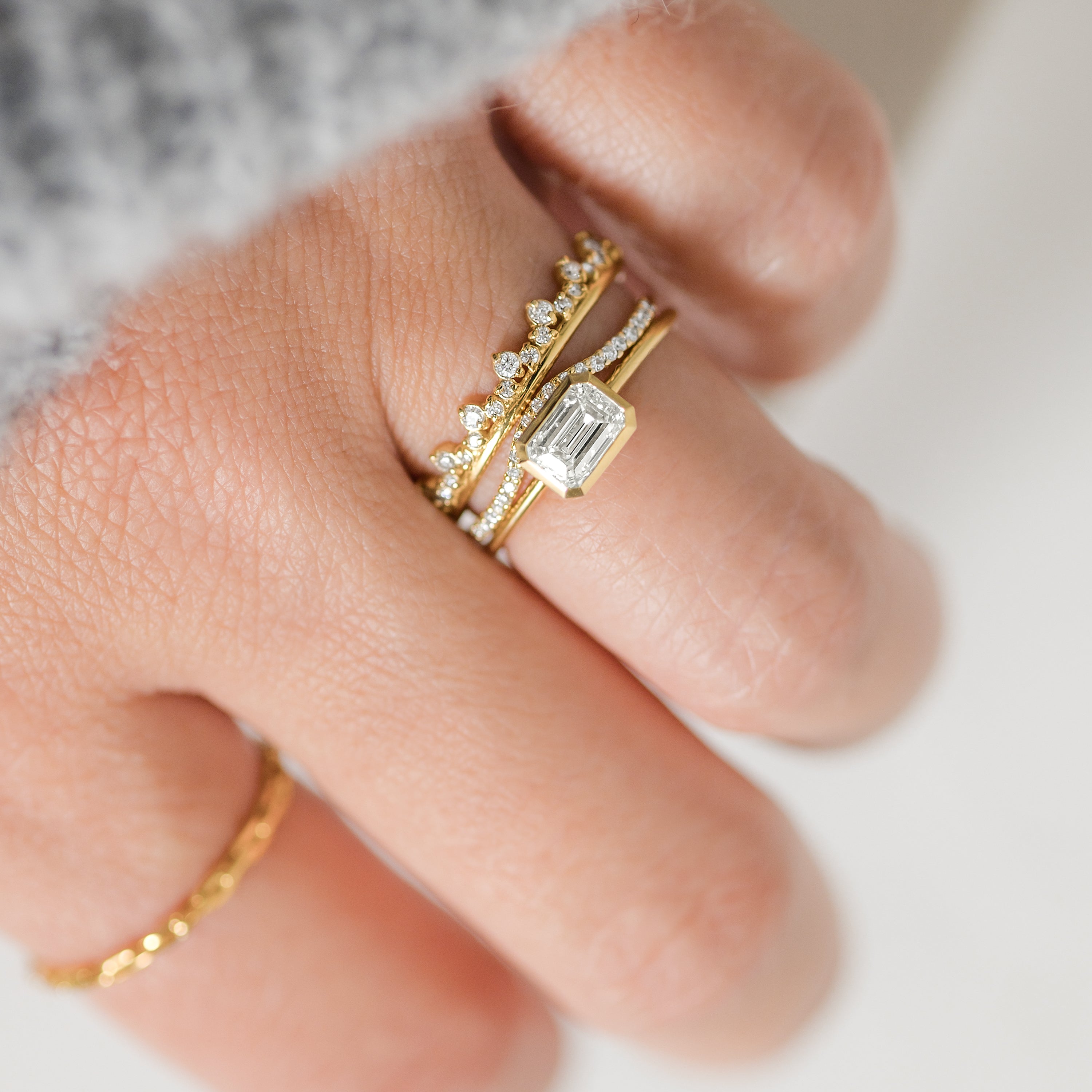 Solitaire-Oval Lab Grown Diamond Engagement Ring
