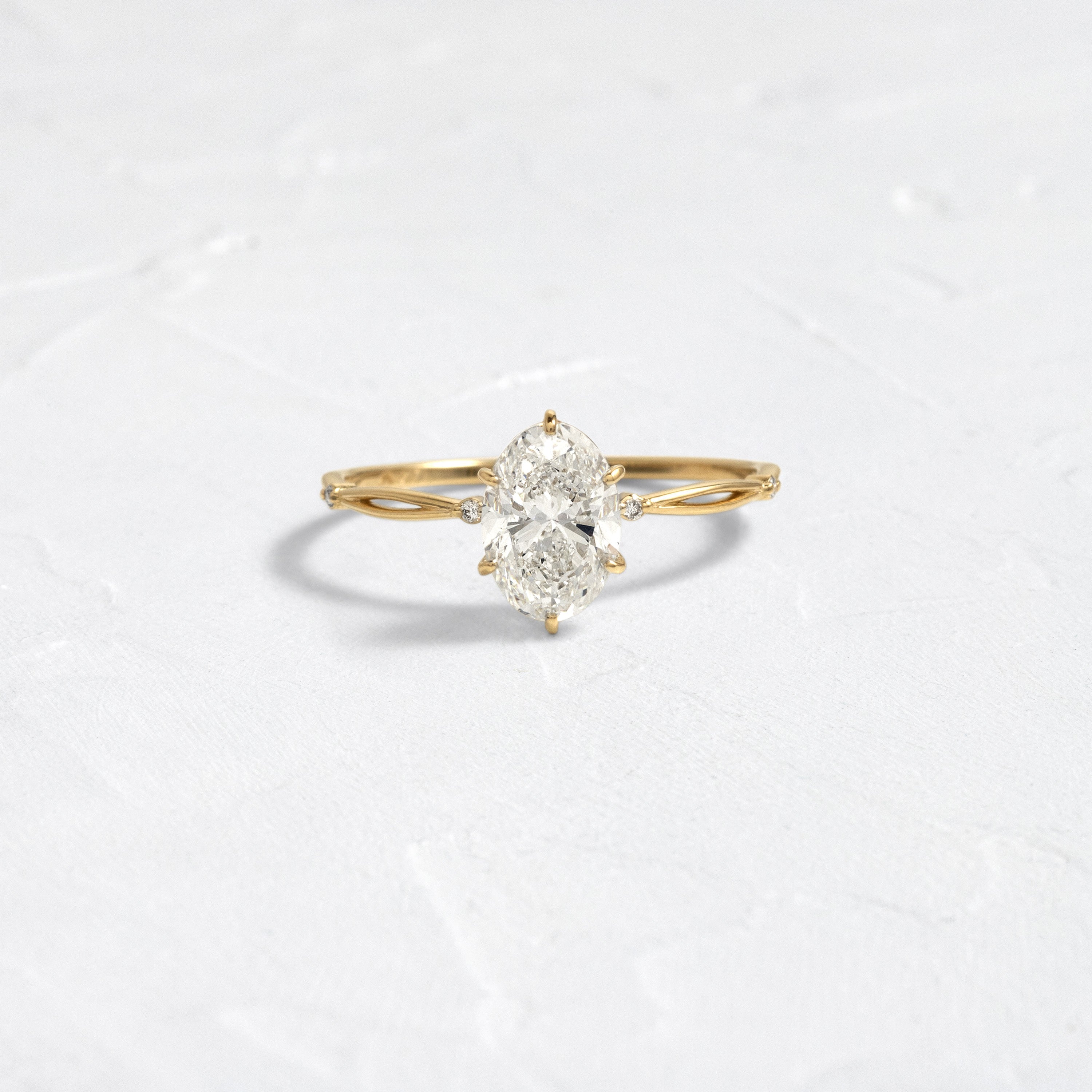 Solitaire-Oval Lab Grown Diamond Engagement Ring