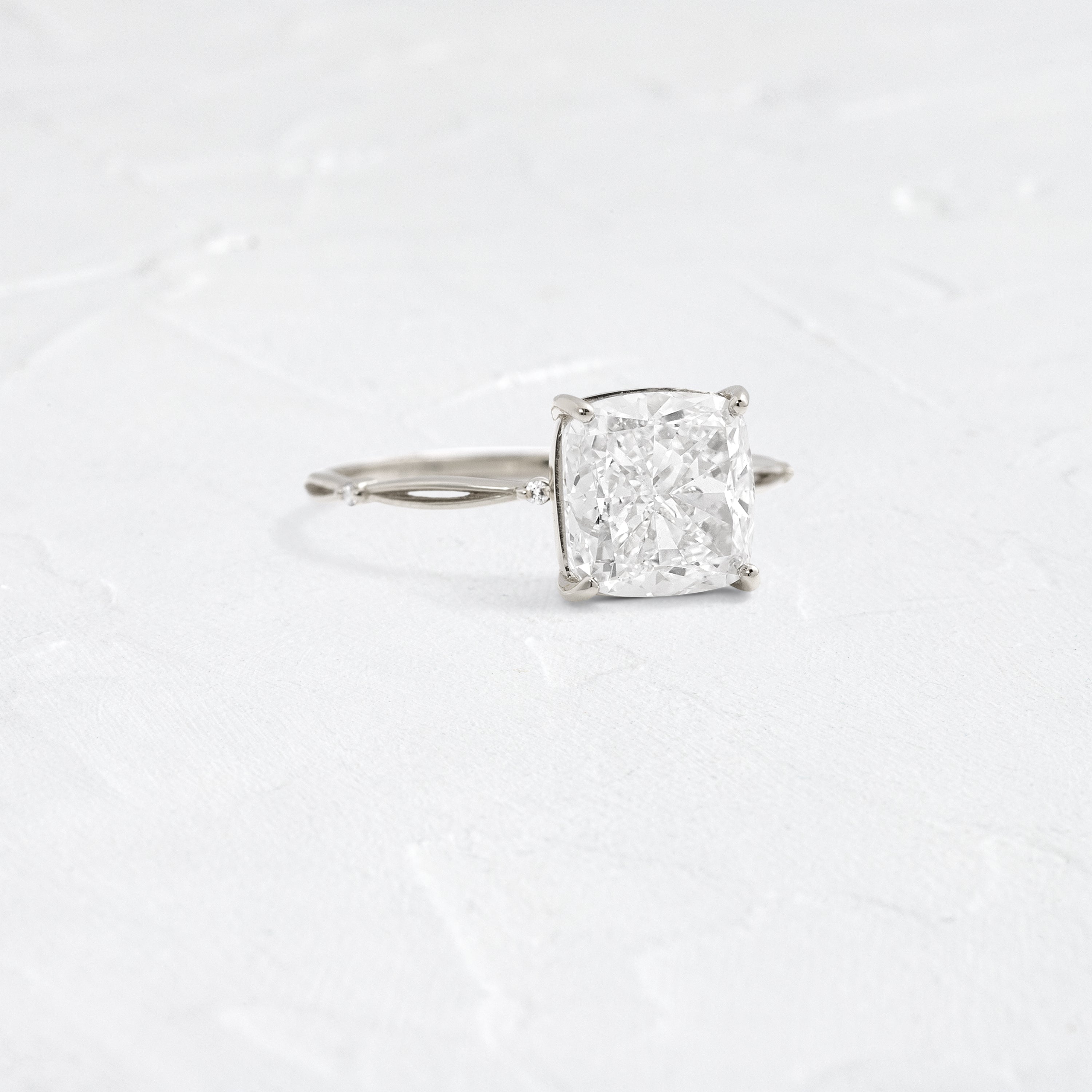 Solitaire-Oval Lab Grown Diamond Engagement Ring