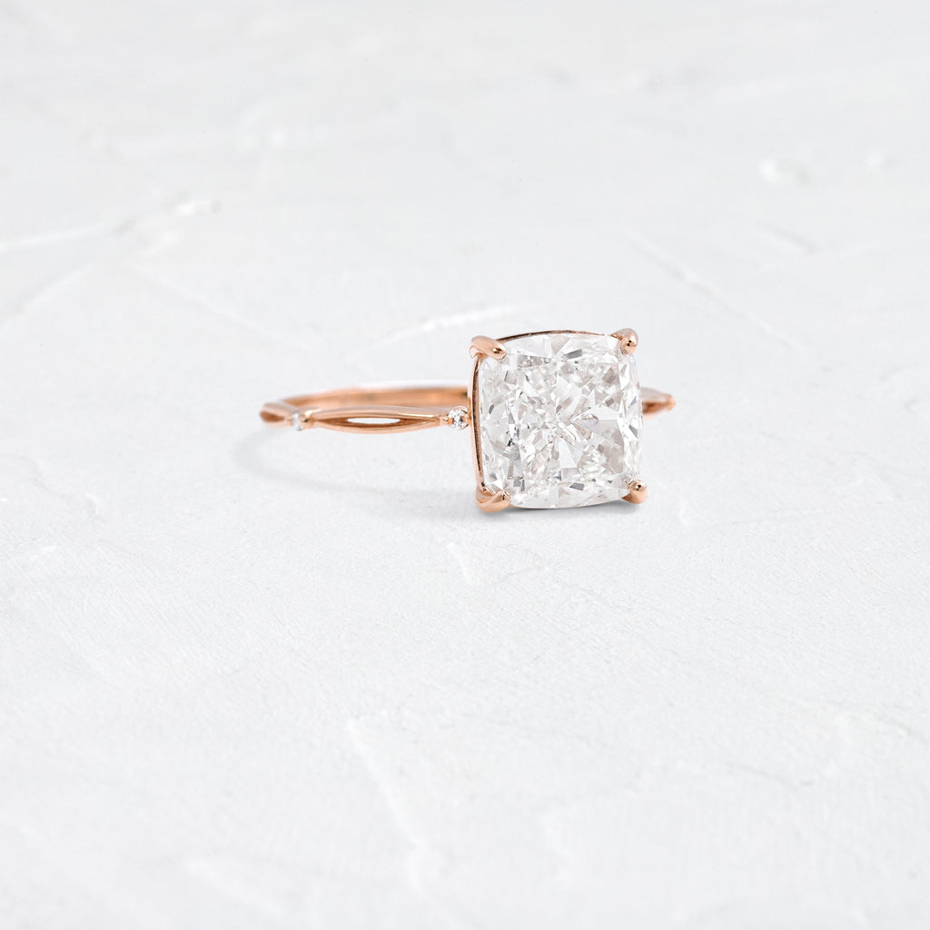 Solitaire-Oval Lab Grown Diamond Engagement Ring