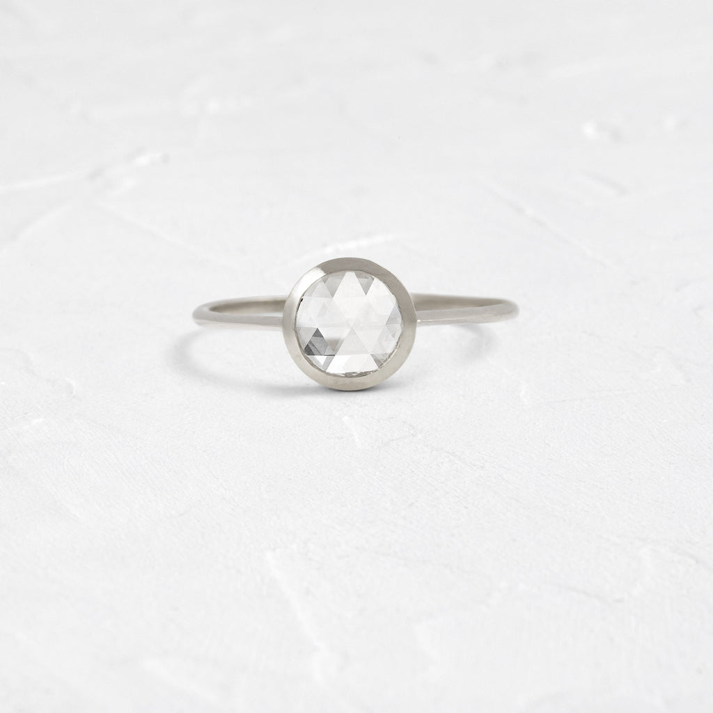 Solitaire-Oval Lab Grown Diamond Engagement Ring