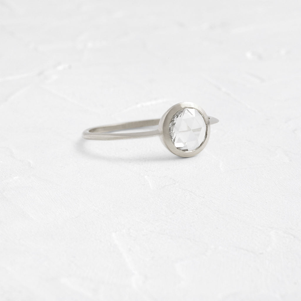 Solitaire-Oval Lab Grown Diamond Engagement Ring