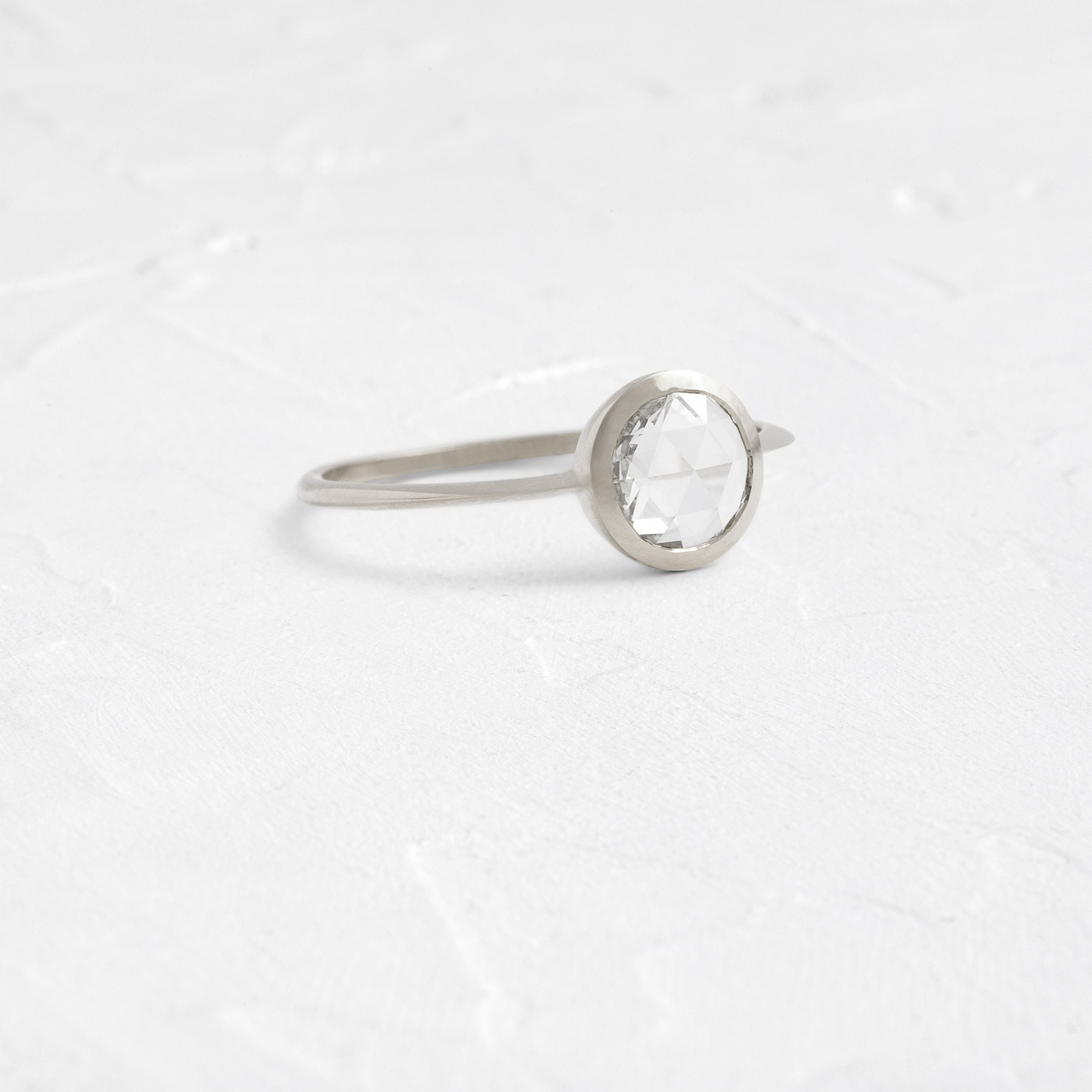 Solitaire-Oval Lab Grown Diamond Engagement Ring