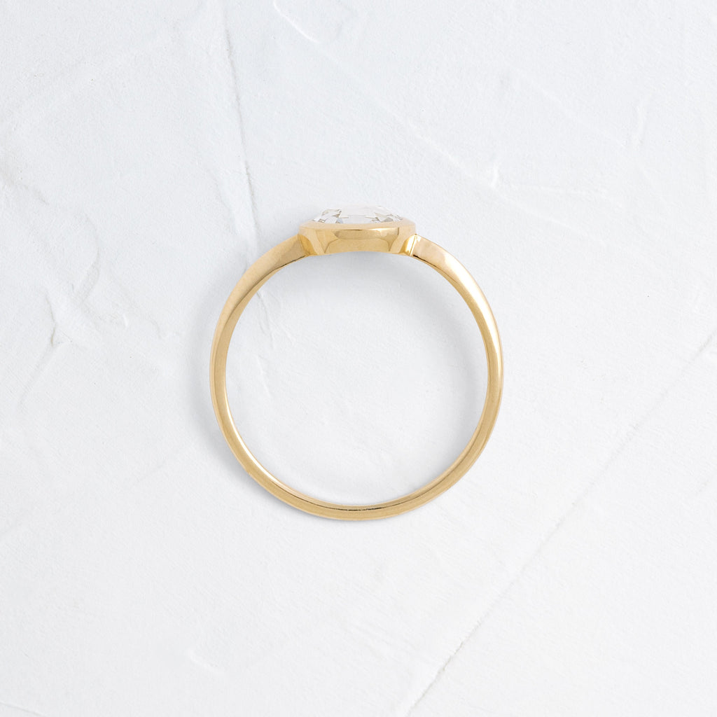 Solitaire-Oval Lab Grown Diamond Engagement Ring