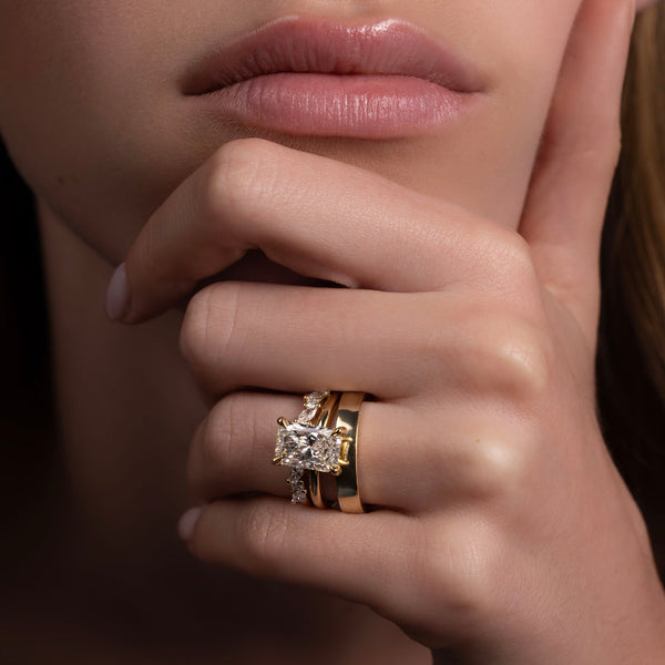 Solitaire-Radiant Lab Grown Diamond Engagement Ring - Solitaire-Oval Lab Grown Diamond Engagement Ring