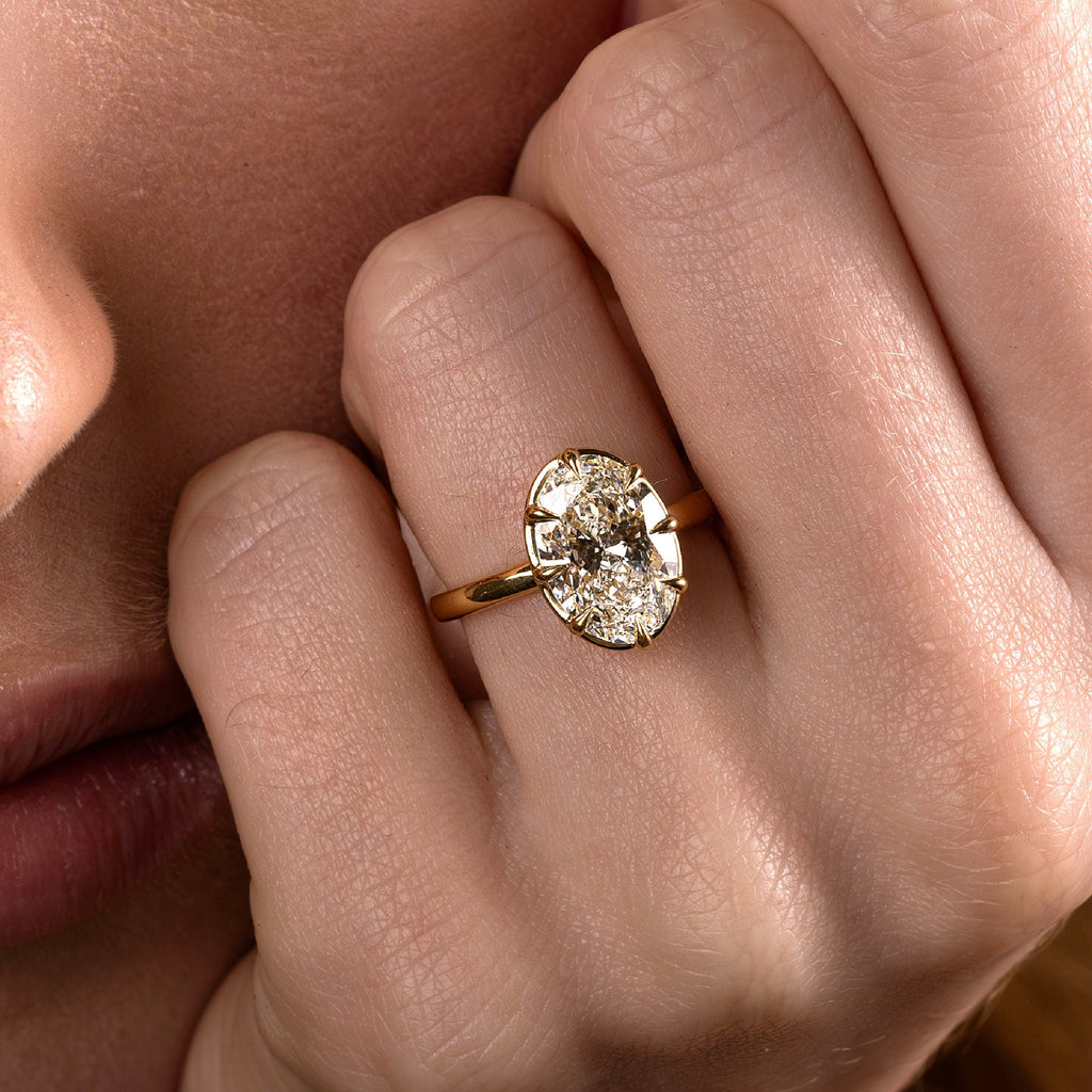 Solitaire-Oval Lab Grown Diamond Engagement Ring