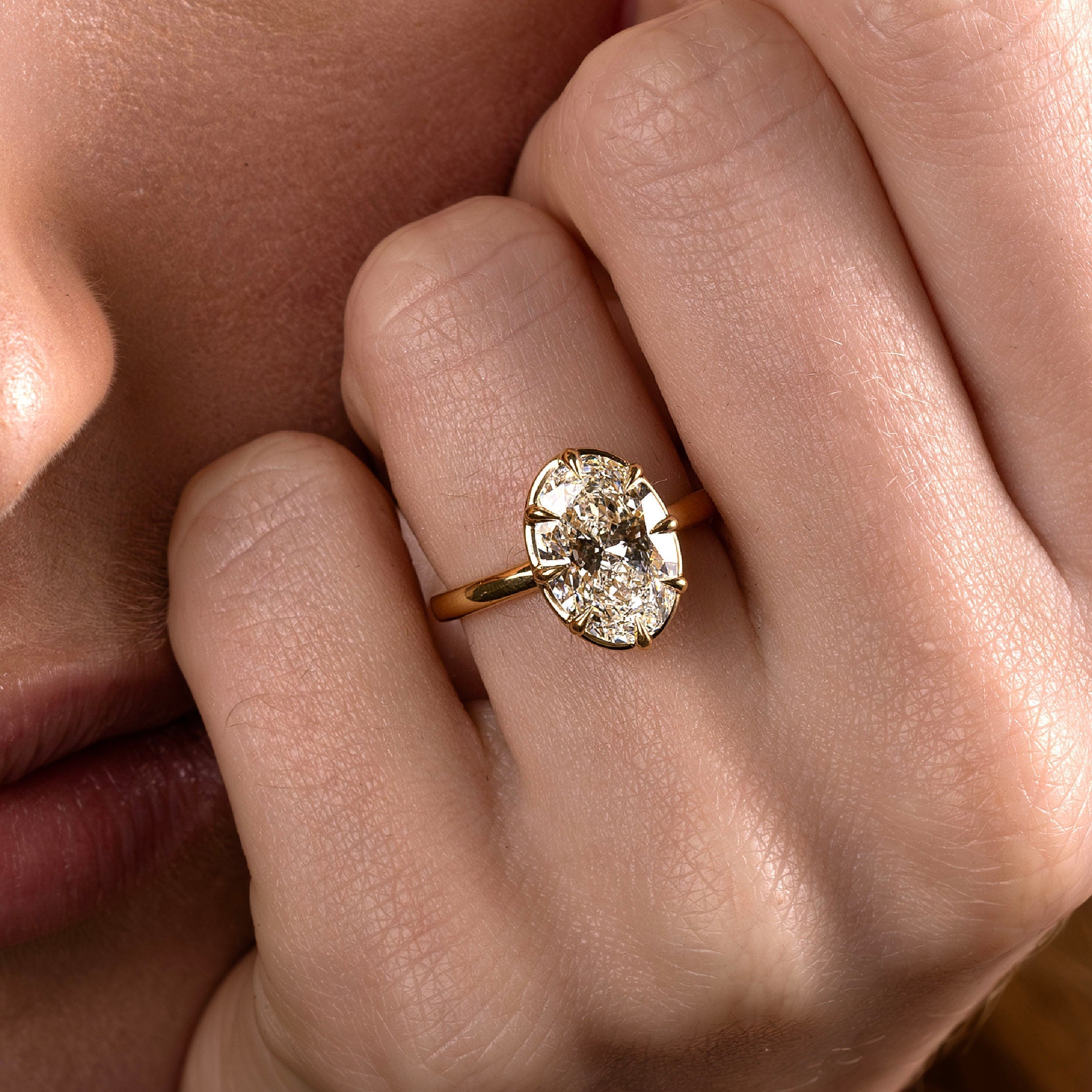 Solitaire-Oval Lab Grown Diamond Engagement Ring