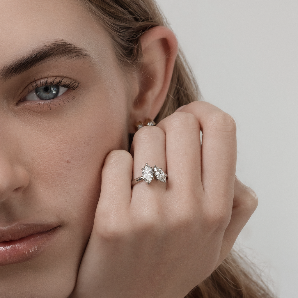 Solitaire-Oval Lab Grown Diamond Engagement Ring