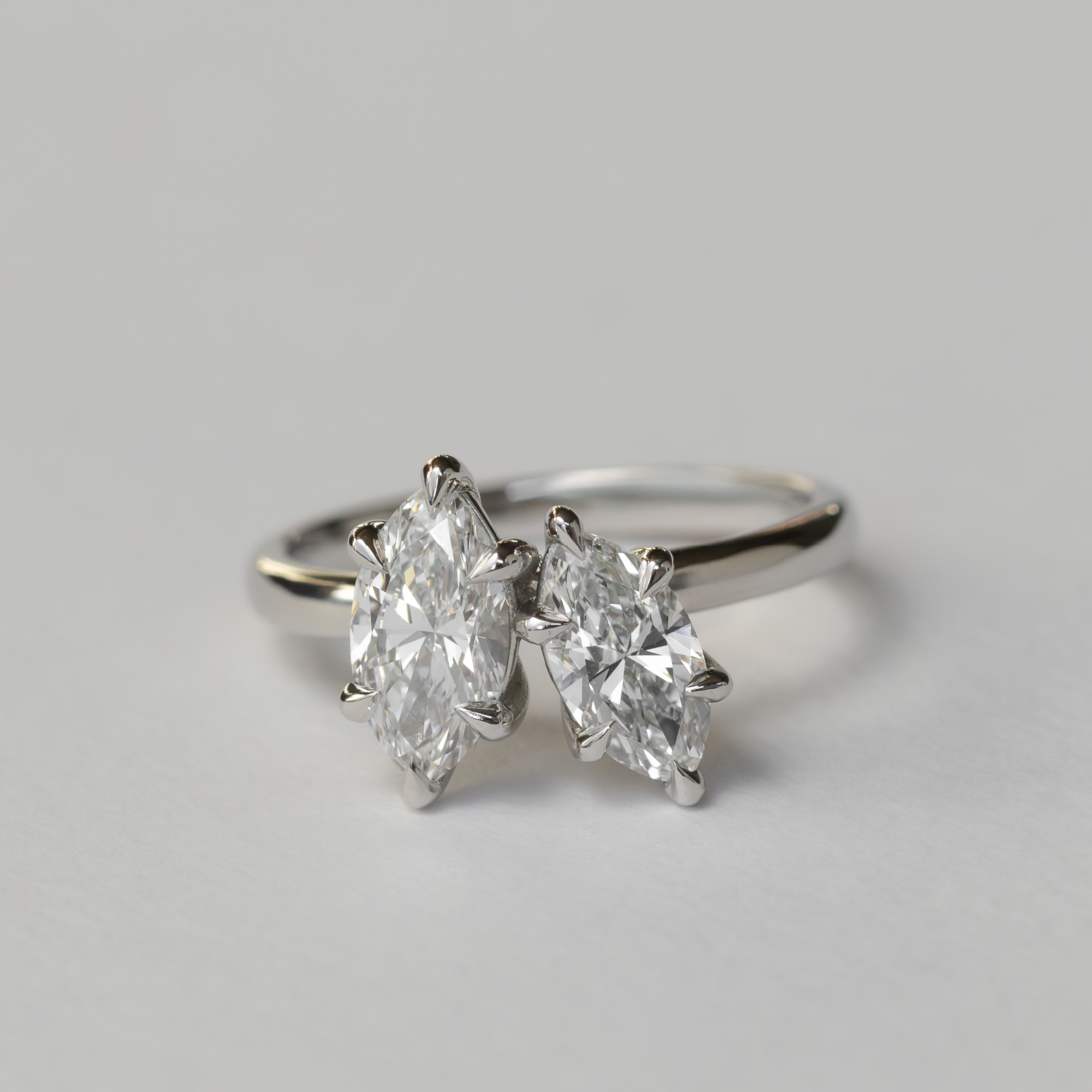 Solitaire- 1.0 CT Oval Moissanite Engagement Ring
