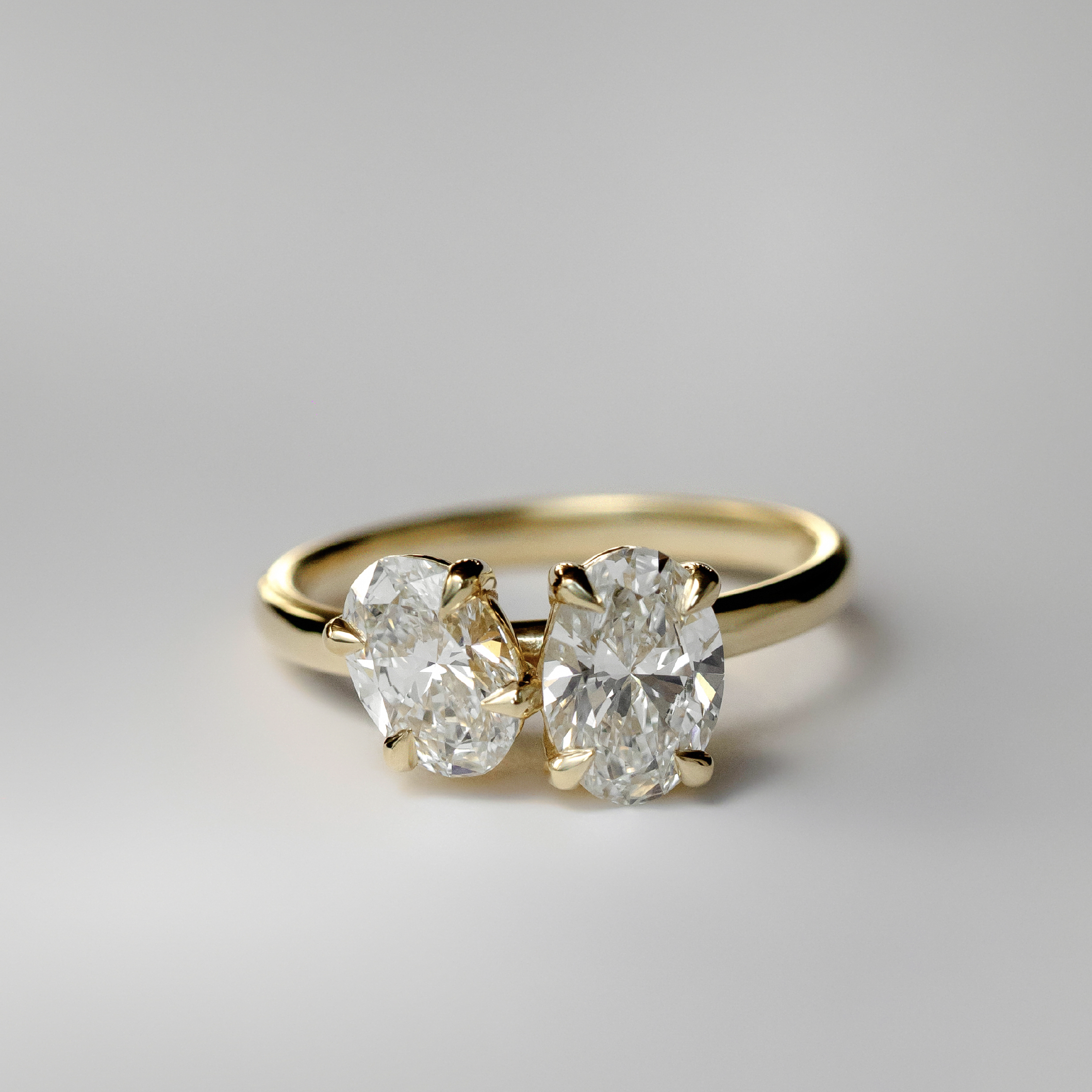 Solitaire-Oval Lab Grown Diamond Engagement Ring