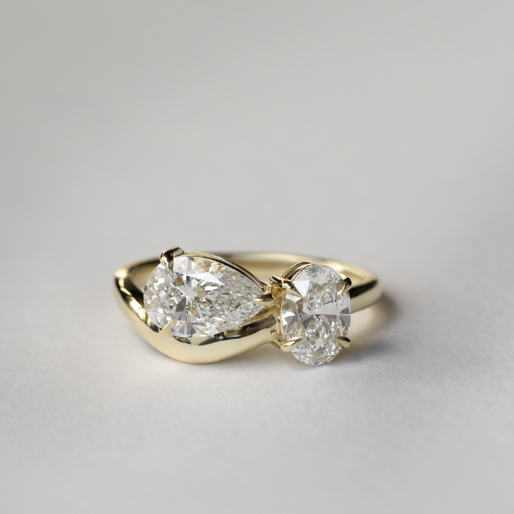 Solitaire-Oval Lab Grown Diamond Engagement Ring