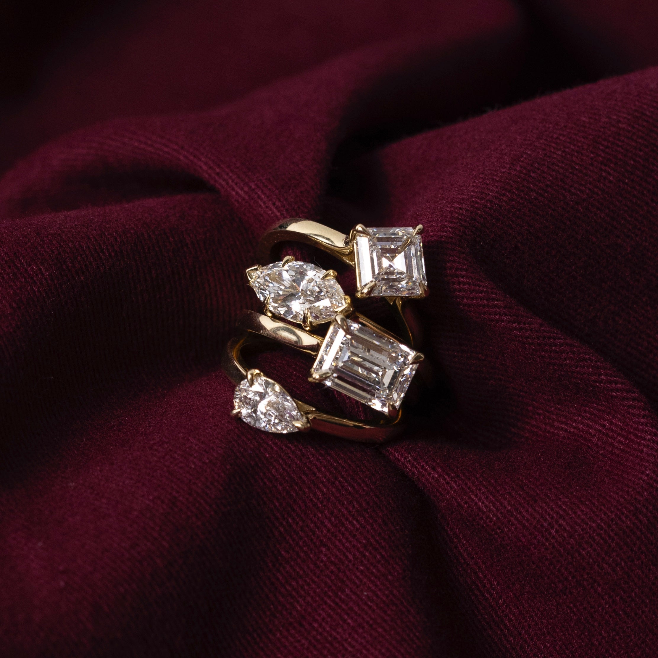 Solitaire- 1.0 CT Oval Moissanite Engagement Ring