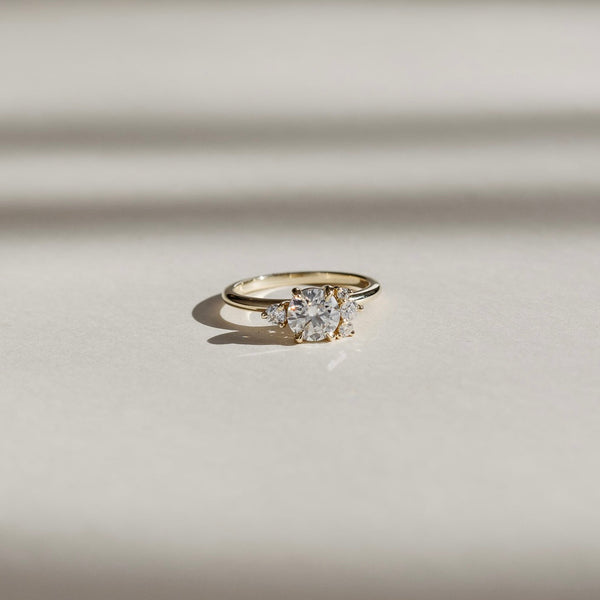 Cluster-Round Lab Grown Diamond Engagement Ring - Solitaire-Oval Lab Grown Diamond Engagement Ring