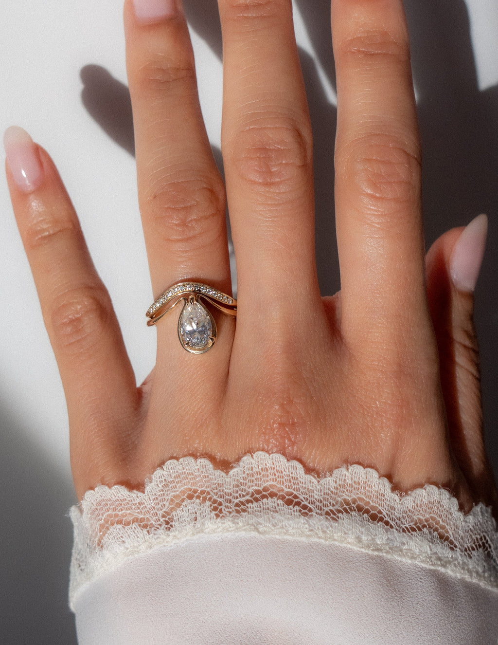 Solitaire-Oval Lab Grown Diamond Engagement Ring