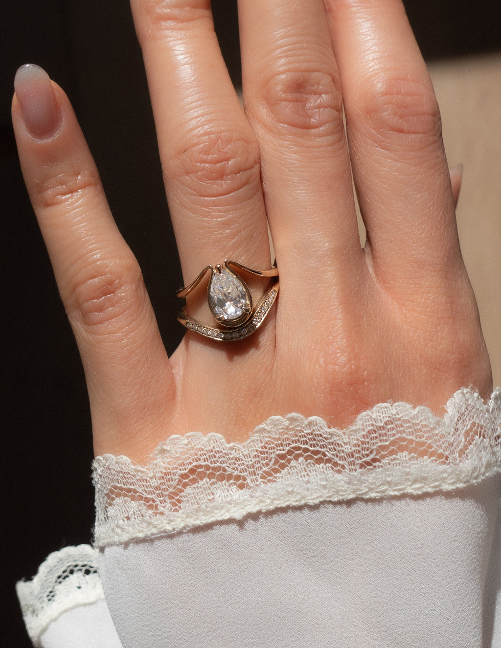 Solitaire-Oval Lab Grown Diamond Engagement Ring