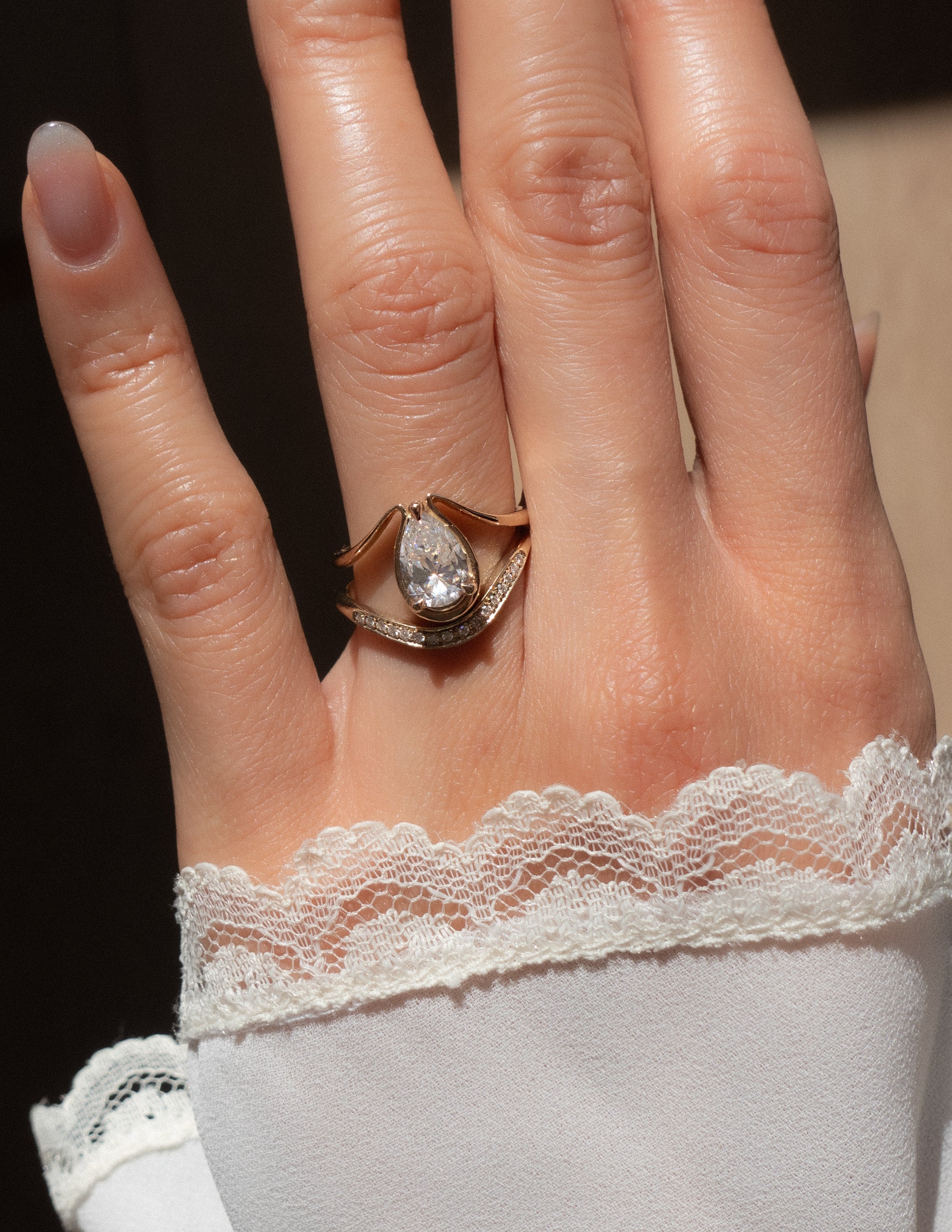 Solitaire-Oval Lab Grown Diamond Engagement Ring