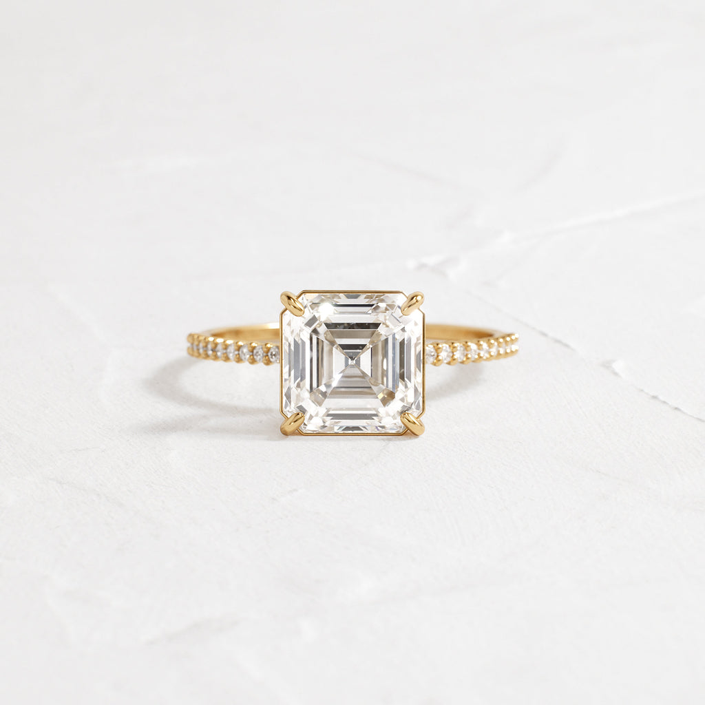 Solitaire-Oval Lab Grown Diamond Engagement Ring