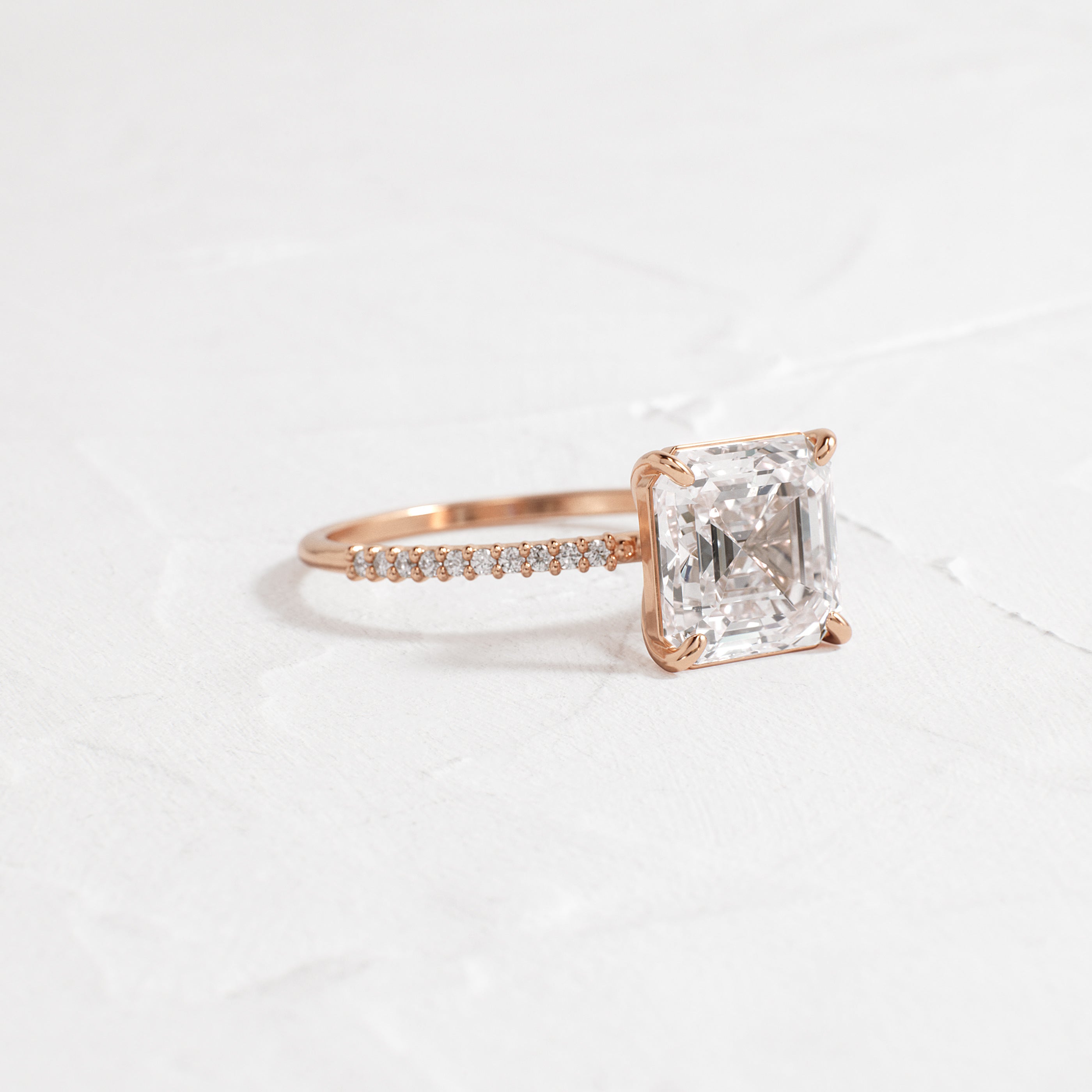 Solitaire-Oval Lab Grown Diamond Engagement Ring