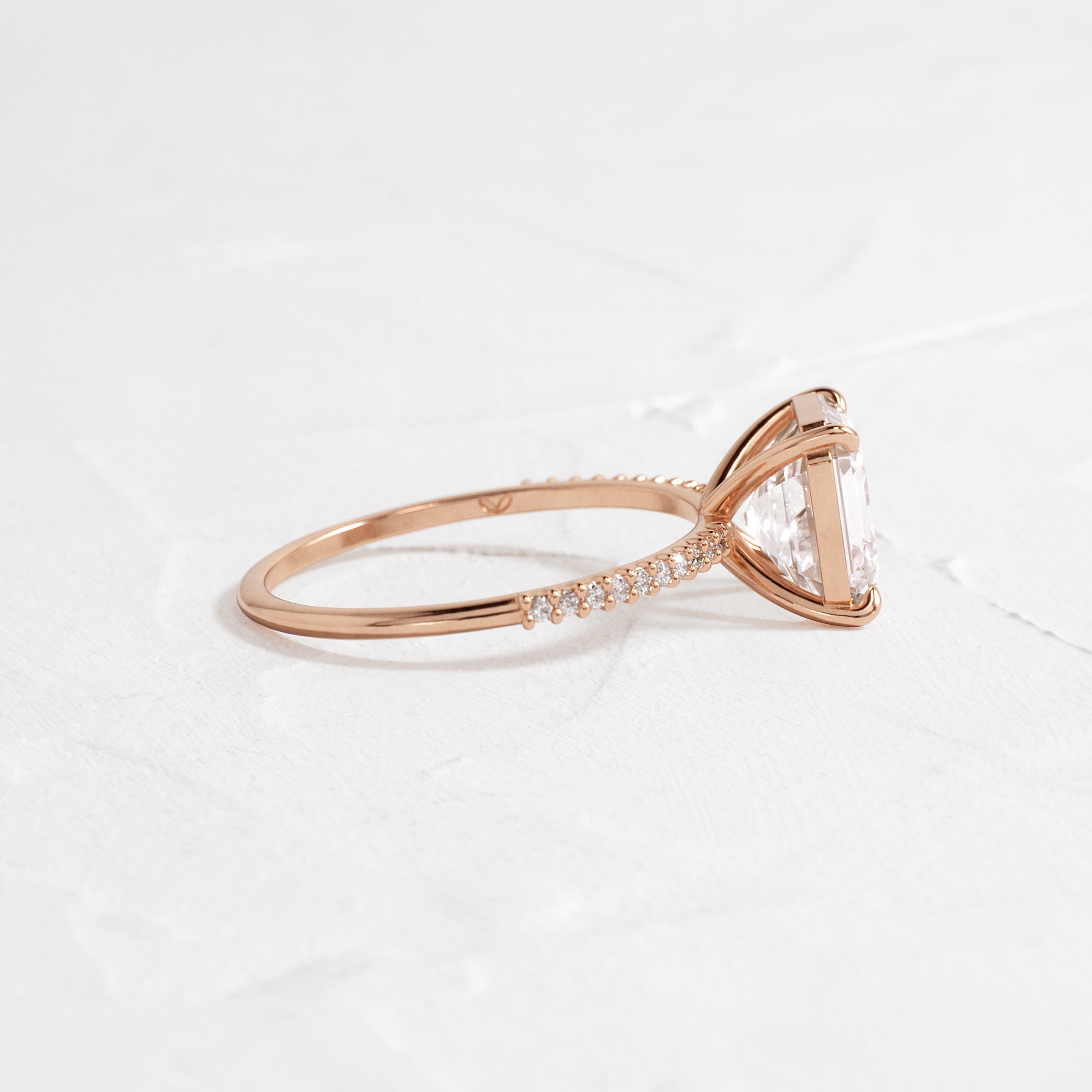 Solitaire-Oval Lab Grown Diamond Engagement Ring