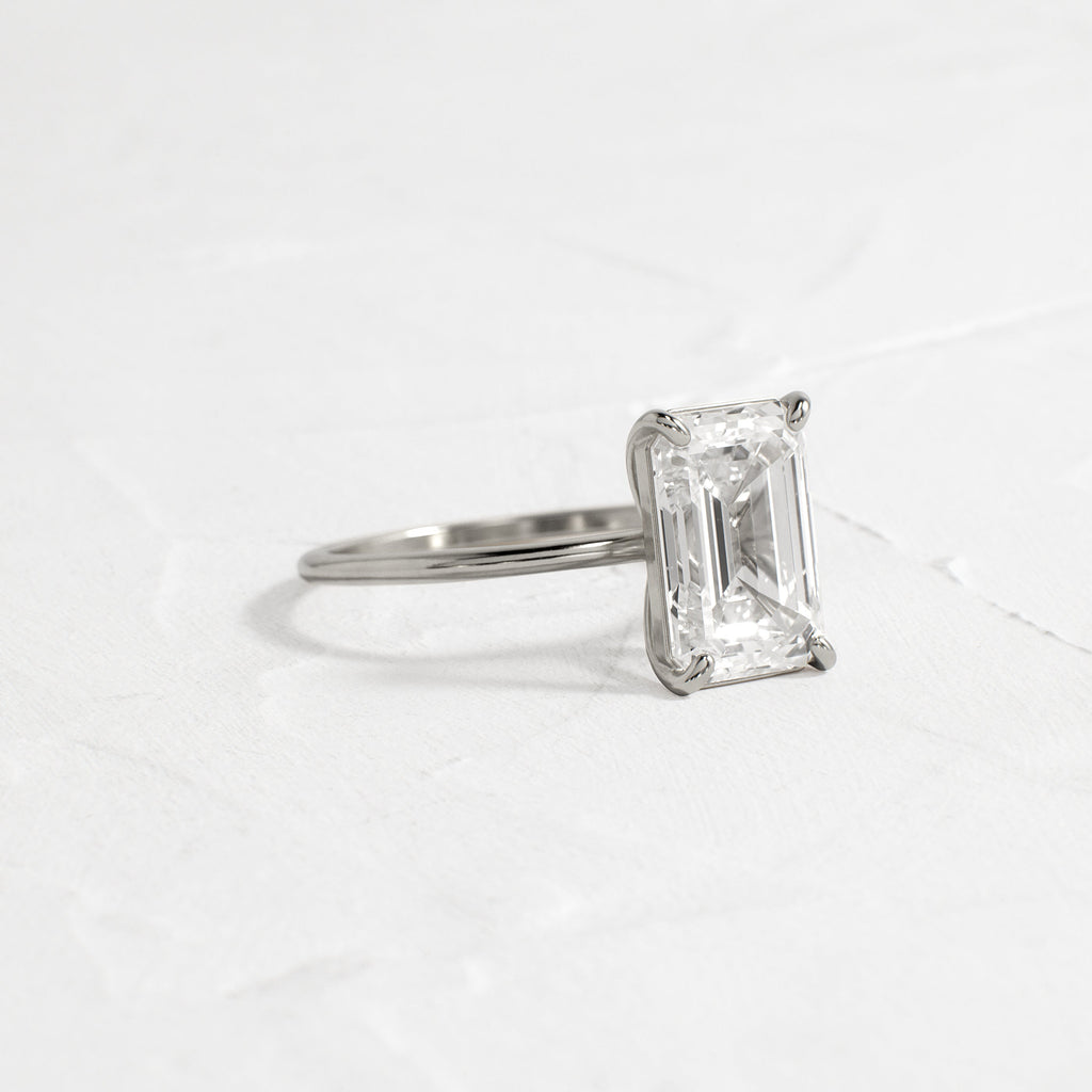 Solitaire-Oval Lab Grown Diamond Engagement Ring