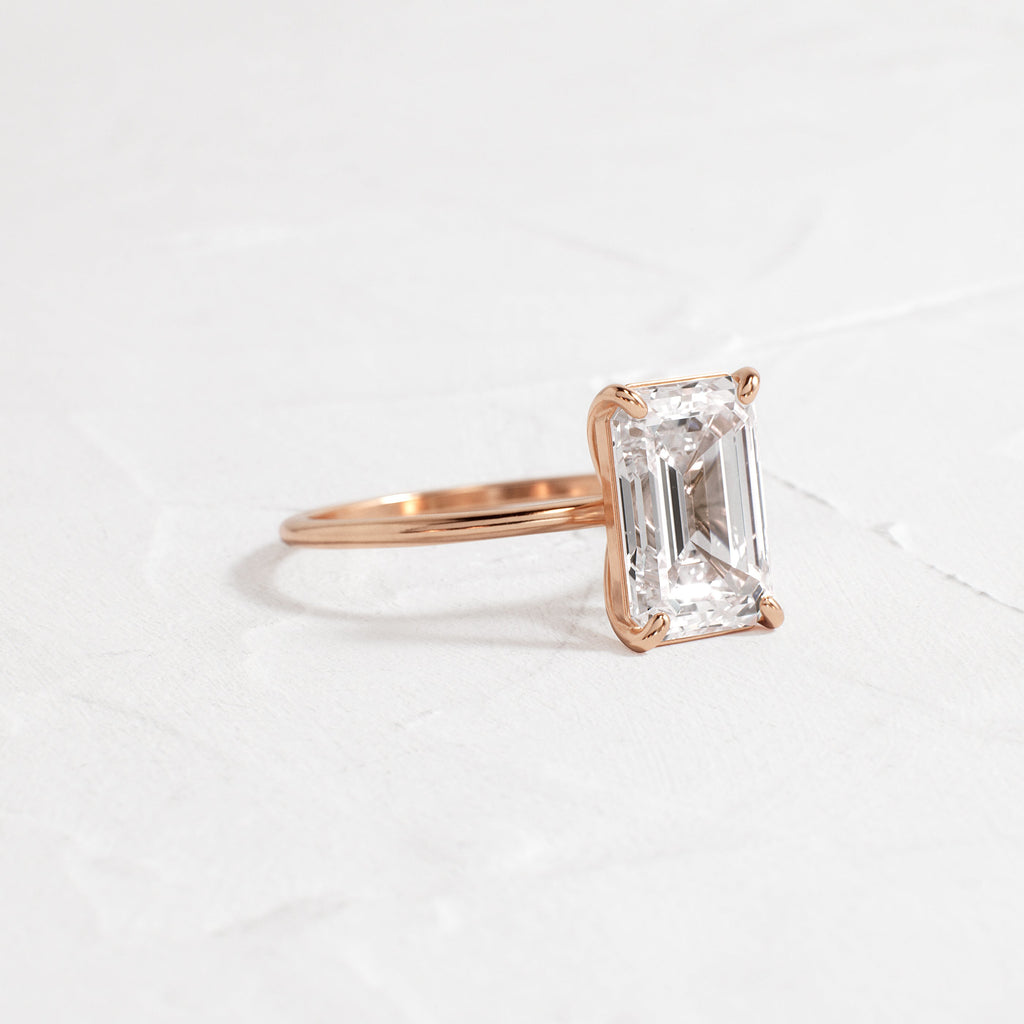 Solitaire-Oval Lab Grown Diamond Engagement Ring