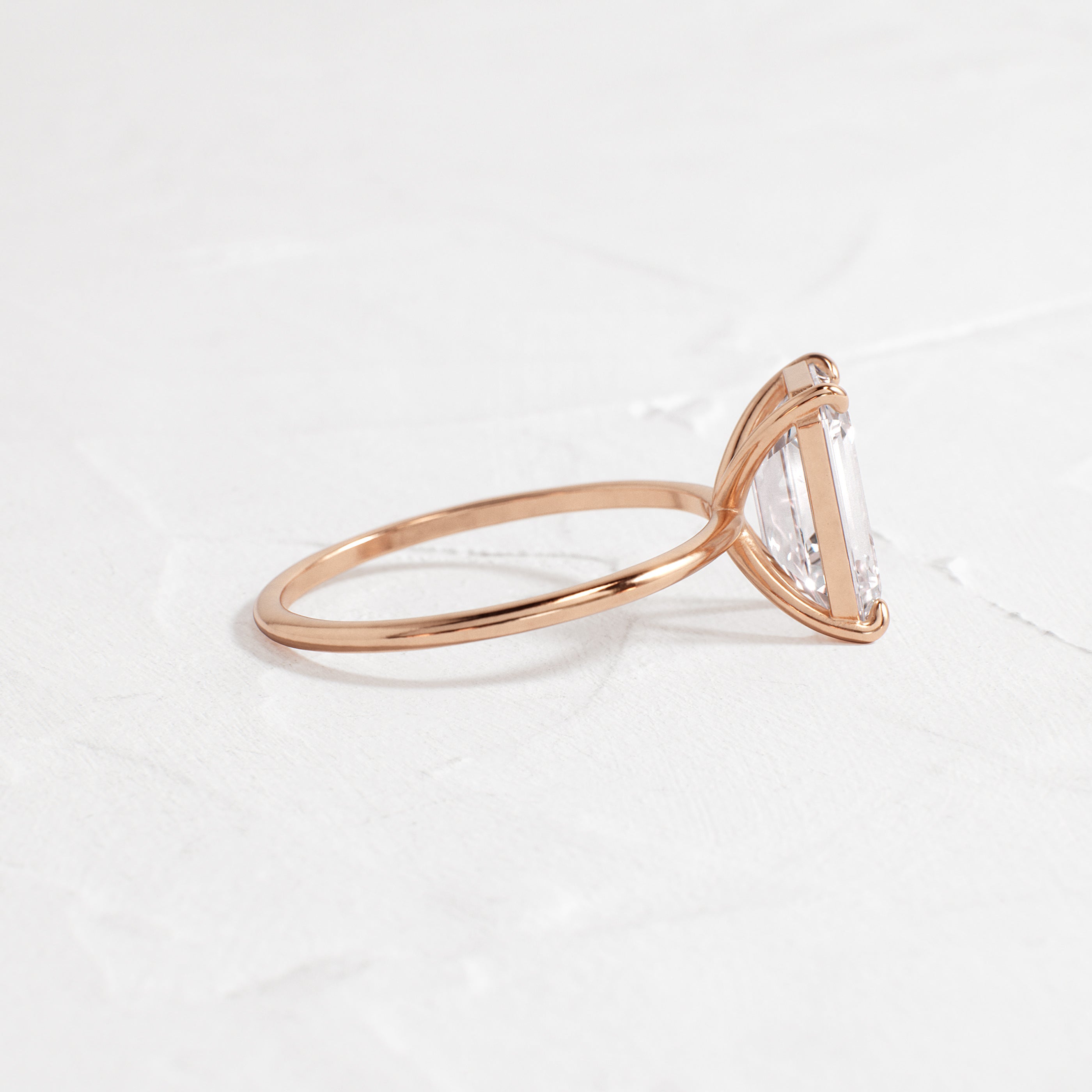 Solitaire-Oval Lab Grown Diamond Engagement Ring