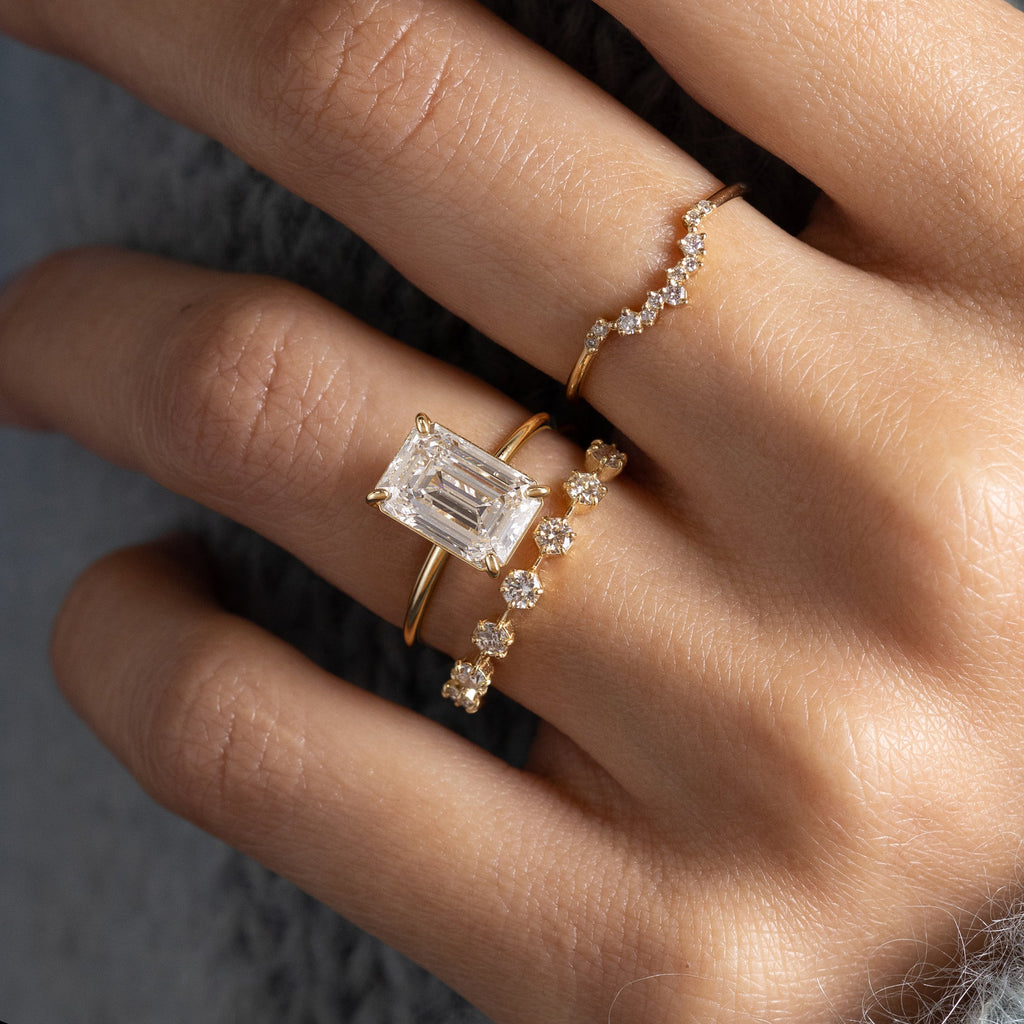 Solitaire-Oval Lab Grown Diamond Engagement Ring