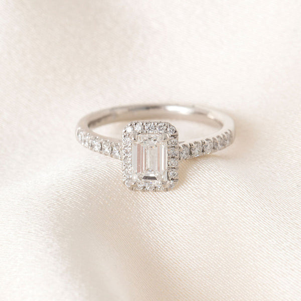Halo-0.80 CT Emerald Lab Grown Diamond Engagement Ring - Halo-0.80 CT Emerald Lab Grown Diamond Engagement Ring