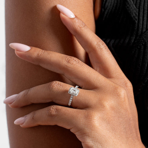 Halo-0.80 CT Emerald Lab Grown Diamond Engagement Ring - Halo-0.80 CT Emerald Lab Grown Diamond Engagement Ring