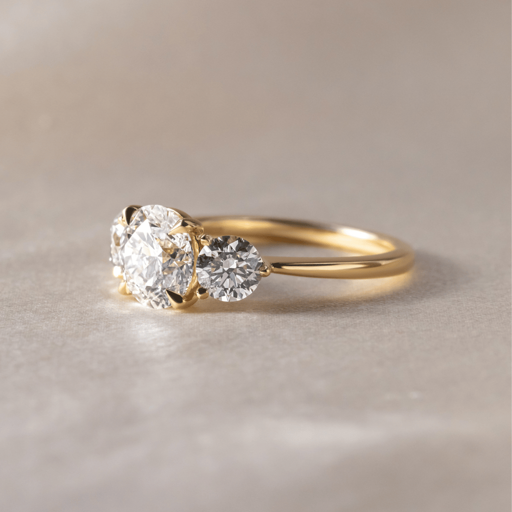 Solitaire-Oval Lab Grown Diamond Engagement Ring