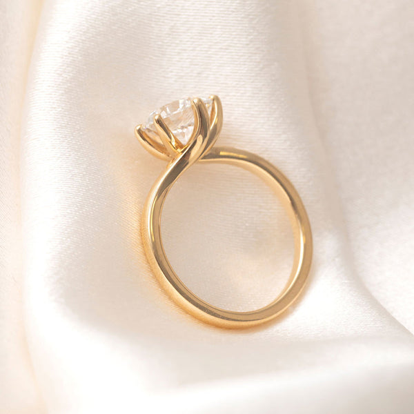 Solitaire-2.0 CT Round Lab Grown Diamond Engagement Ring - Solitaire-2.0 CT Round Lab Grown Diamond Engagement Ring