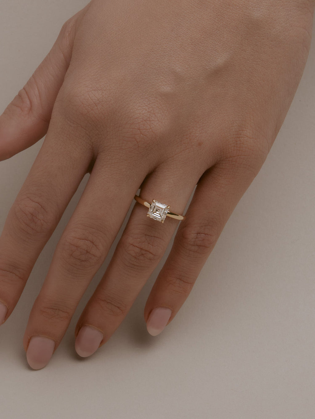 Solitaire-Oval Lab Grown Diamond Engagement Ring