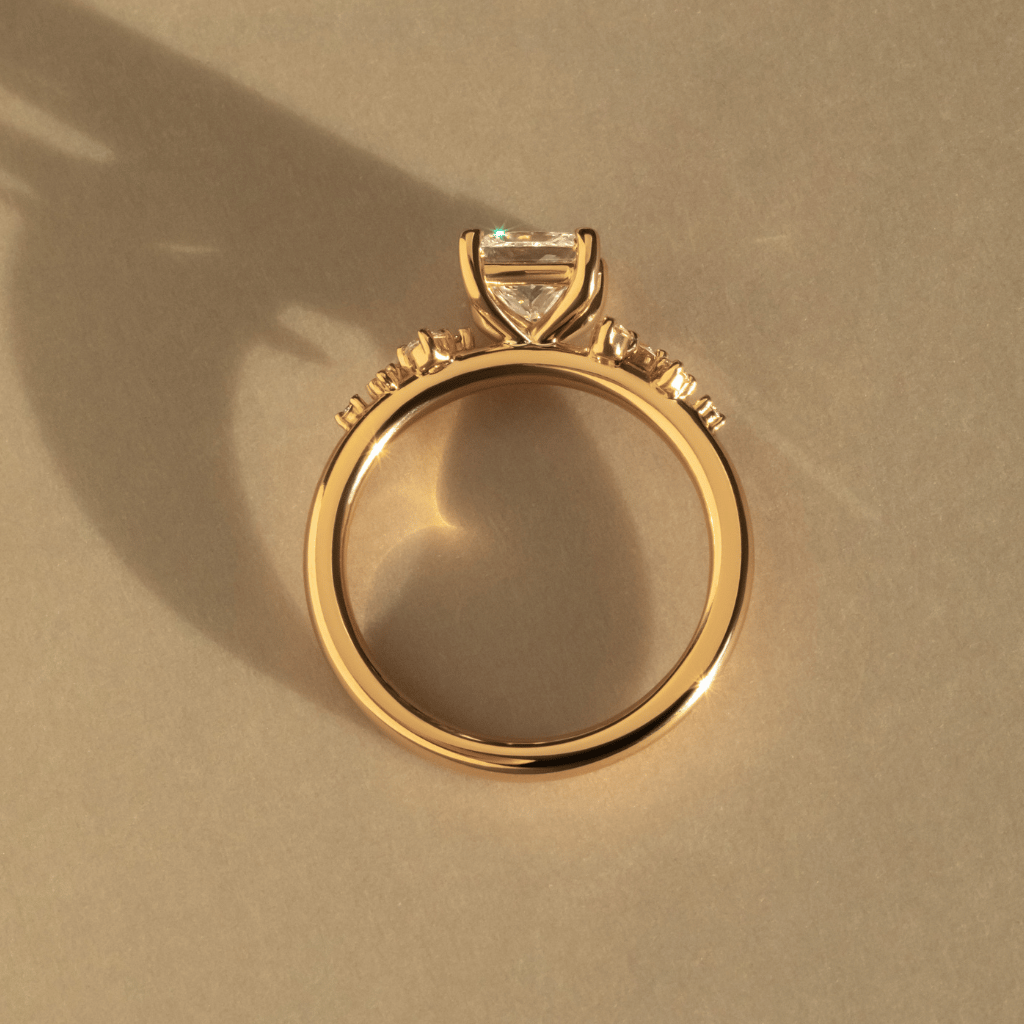 Solitaire-Oval Lab Grown Diamond Engagement Ring