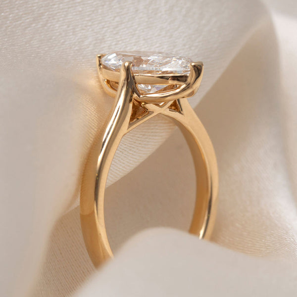 Solitaire Compass Prong-2.0 CT Marquise Lab Grown Diamond Engagement Ring - Solitaire Compass Prong-2.0 CT Marquise Lab Grown Diamond Engagement Ring